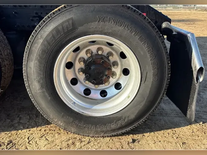 2025 VOLVO VNL64T860da2b897627f02c3eb40262e4b2711c31