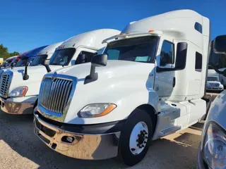 2019 NAVISTAR INTERNATIONAL LT625 SLPR CAB