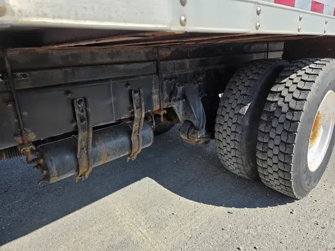 2019 FREIGHTLINER M2 106