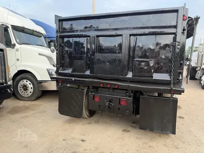 2012 FREIGHTLINER BUSINESS CLASS M2 106