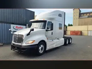 2019 NAVISTAR INTERNATIONAL LT625 SLPR CAB