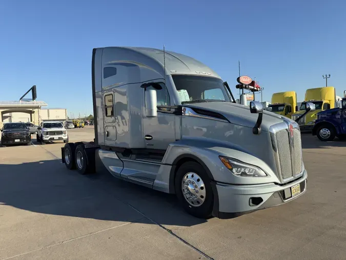 2024 Kenworth T680da3566cb41cd1f5055d4a5ec5ecddd87