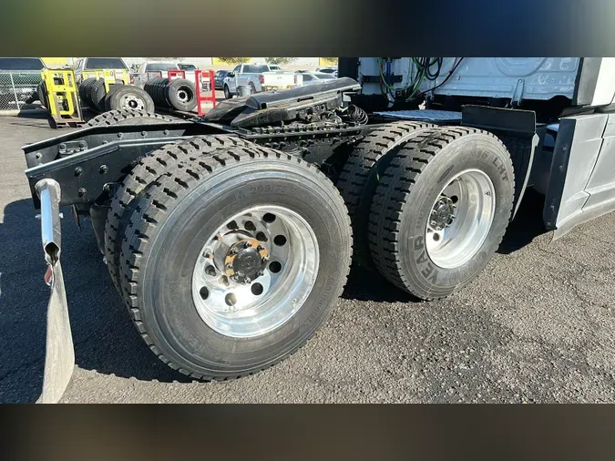 2022 Freightliner Cascadia 126da3759b52417683797827e55f00de84a