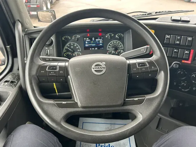 2021 Volvo VNL 860