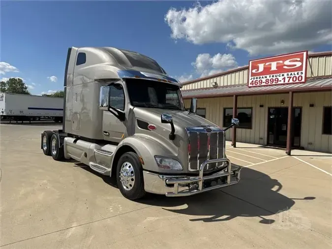 2021 PETERBILT 579