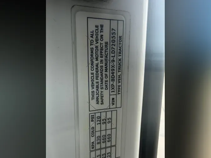 2020 Peterbilt 579da40b3b187b13e469e504fe06084d5a0