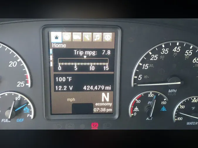 2025 Freightliner Cascadia 126da4466f8af0180cb956c6cb9ad01d8fc