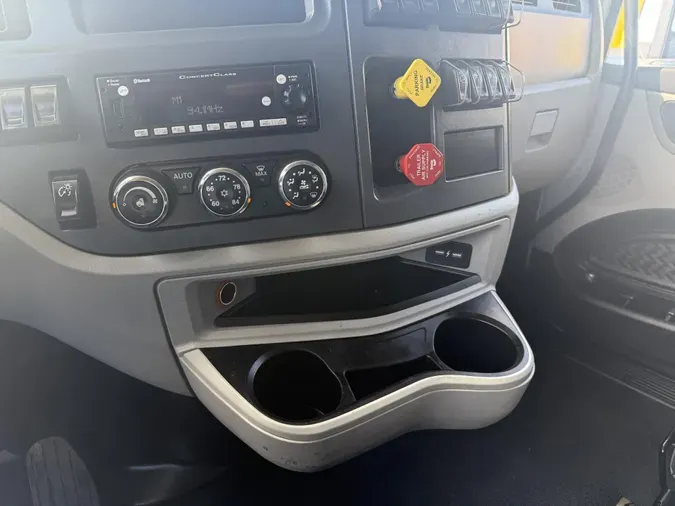 2024 Peterbilt 579
