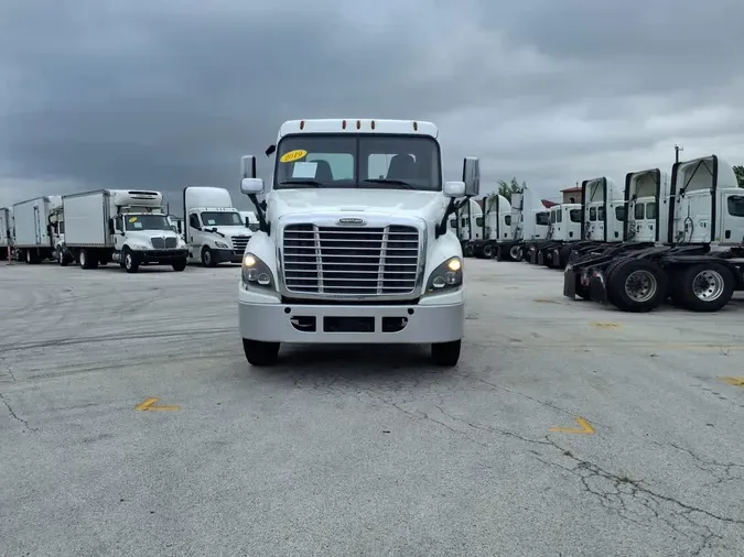 2019 FREIGHTLINER/MERCEDES CASCADIA 125da47992a5e24967a06c7901a518ee90a