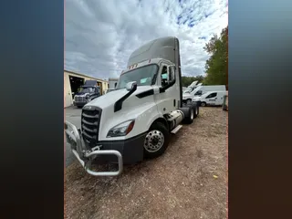 2020 FREIGHTLINER/MERCEDES NEW CASCADIA 116