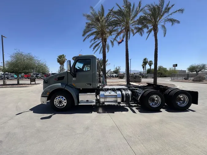 2021 Peterbilt 579da4c7589a18303b32cb056e39c2d77ee