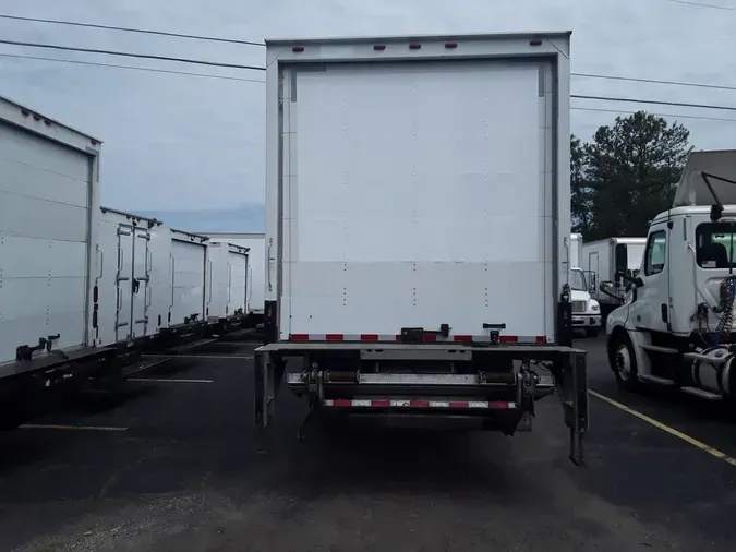 2019 FREIGHTLINER M2 106