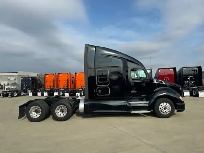 2022 Kenworth T680