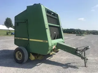 1985 John Deere 530