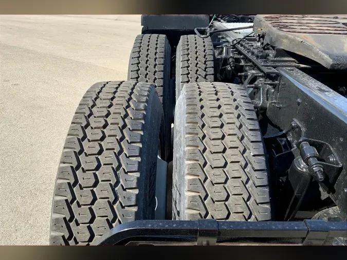 2019 INT LT625 6x4