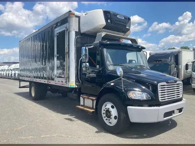 2017 FREIGHTLINER M2 106