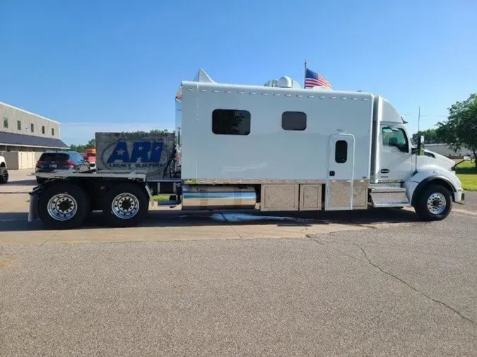 2024 Kenworth T880