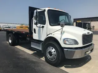 2017 FREIGHTLINER M2