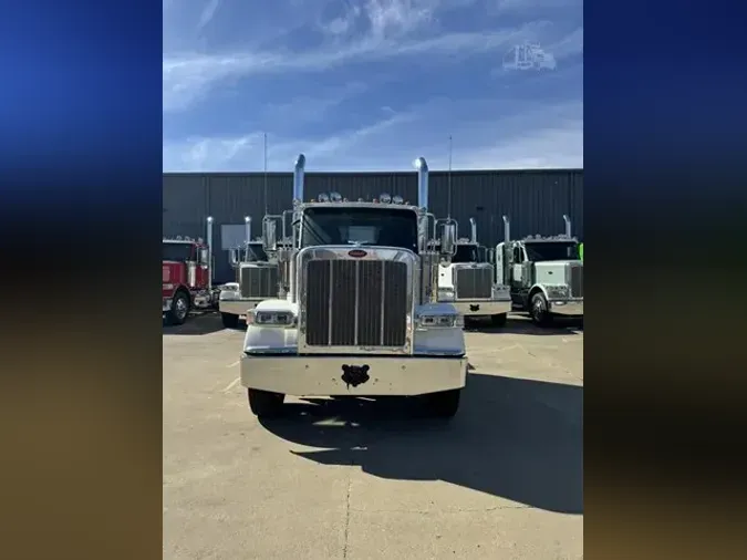 2026 PETERBILT 589
