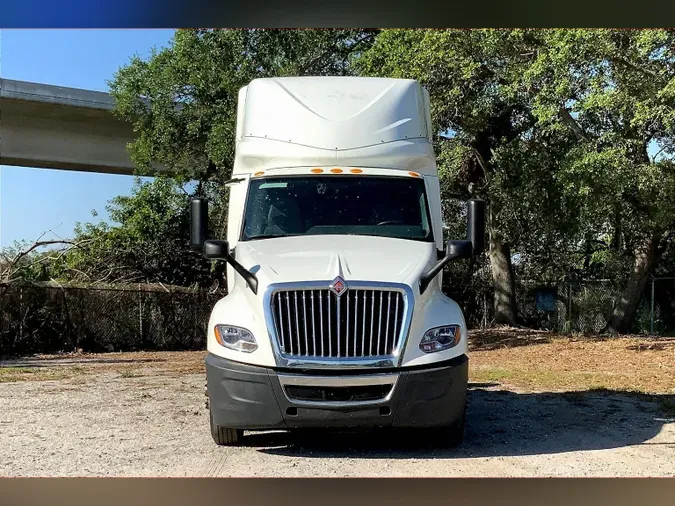 2022 INT LT625 6x4