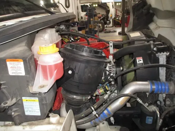 2021 FREIGHTLINER/MERCEDES M2 106