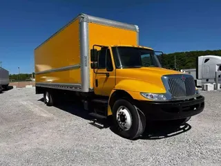 2017 International 4300 Extended Cab