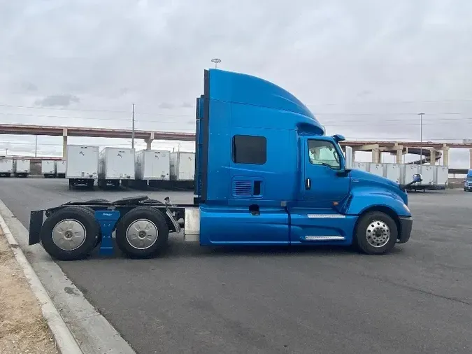 2019 International LT625