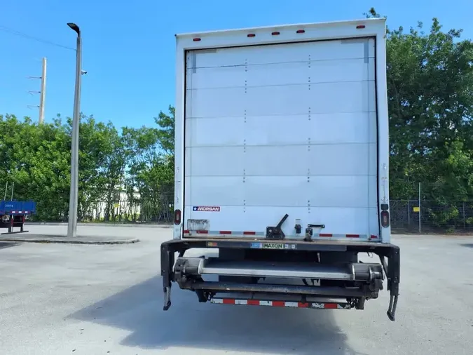2018 FREIGHTLINER/MERCEDES M2 106