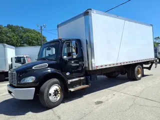 2018 FREIGHTLINER M2 106