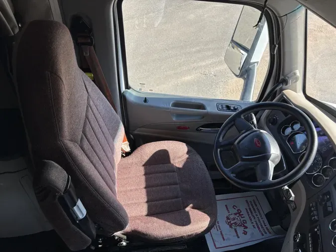 2022 Peterbilt 579
