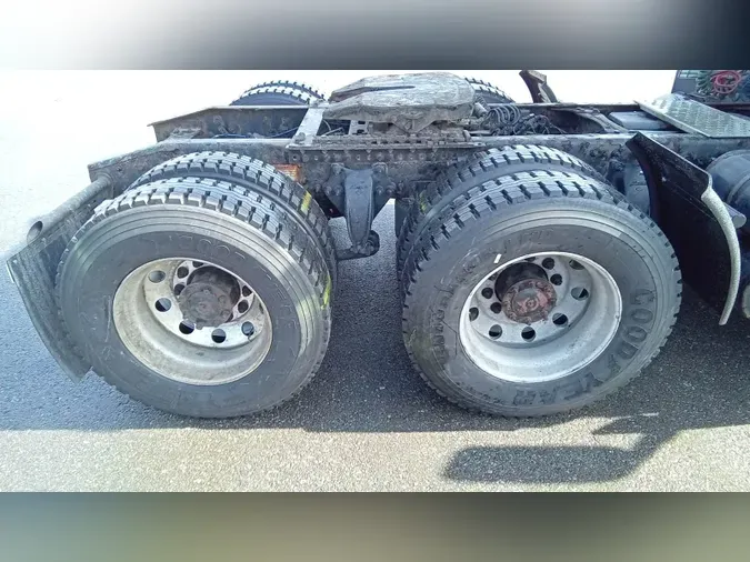 2019 Freightliner Cascadia 126