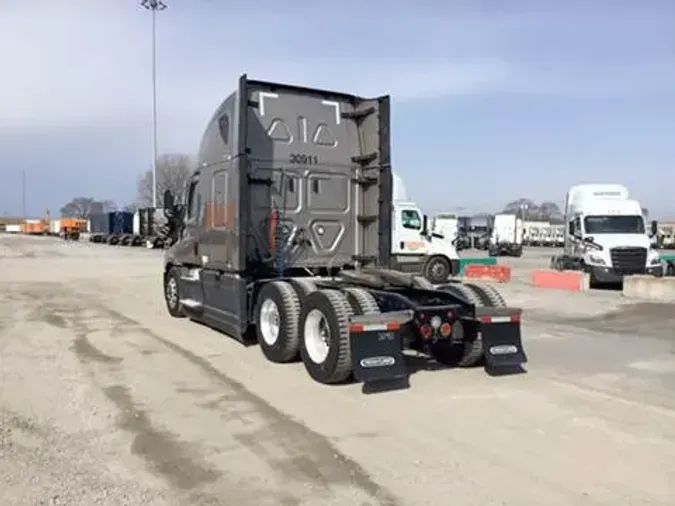 2024 Freightliner Cascadia