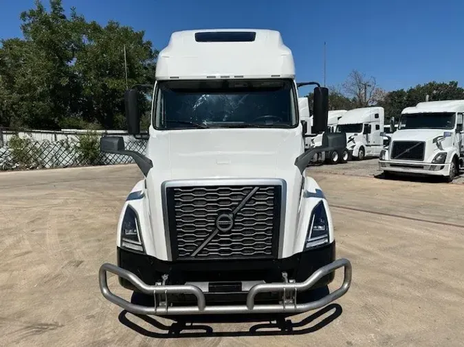 2019 VOLVO VNL64T760