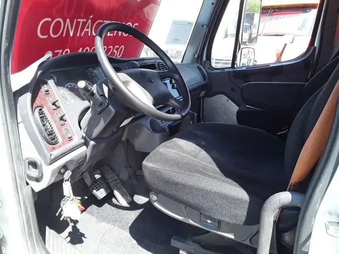 2019 FREIGHTLINER M2 106