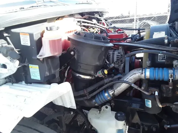 2019 FREIGHTLINER/MERCEDES M2 106