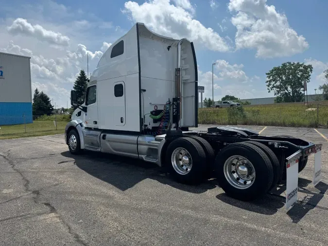 2021 Peterbilt 579