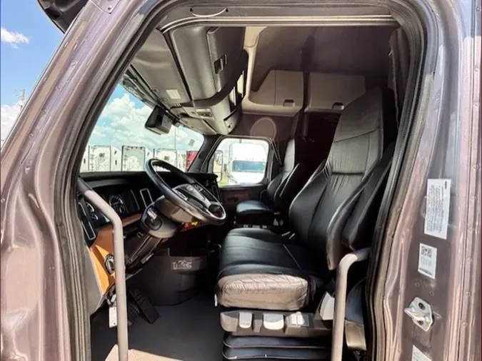 2022 Freightliner PT126SLP