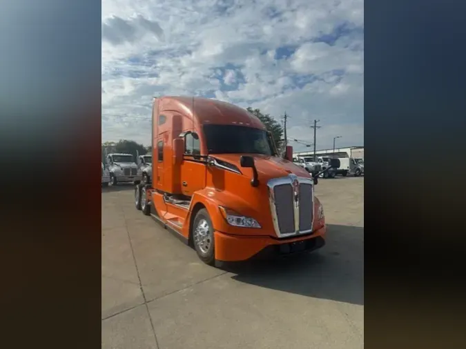 2025 Kenworth T680