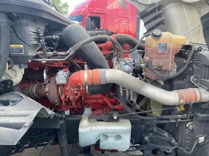 2020 International LT625