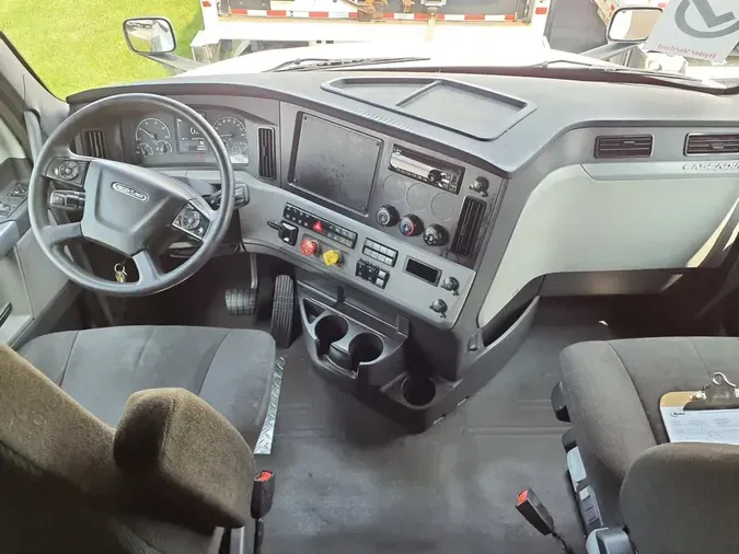 2020 FREIGHTLINER NEW CASCADIA PX12664