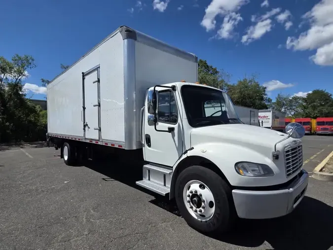 2019 FREIGHTLINER M2 106