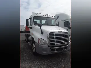 2014 FREIGHTLINER/MERCEDES CASCADIA 125