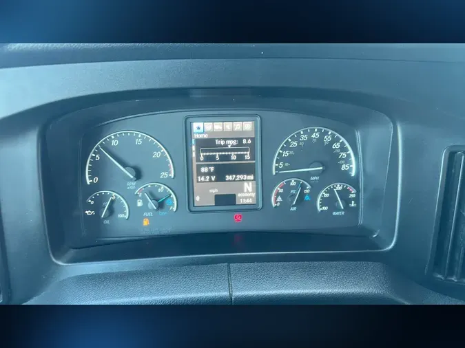 2024 Freightliner Cascadia 126da9043b1fd2bd70e8130be8afa4002f9