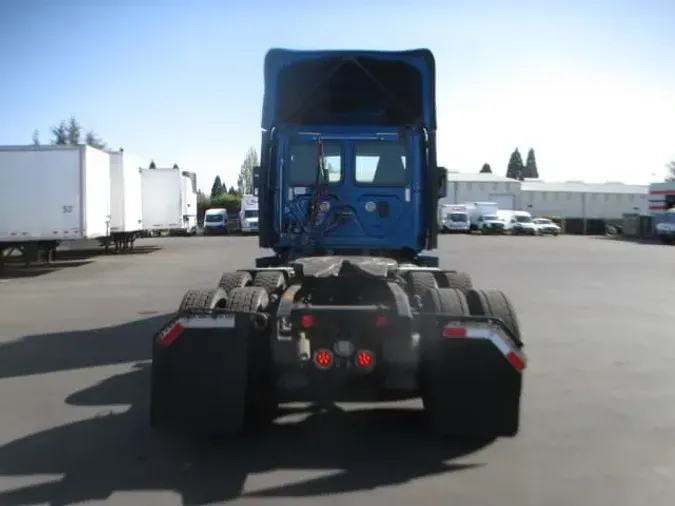 2017 FREIGHTLINER/MERCEDES CASCADIA 125