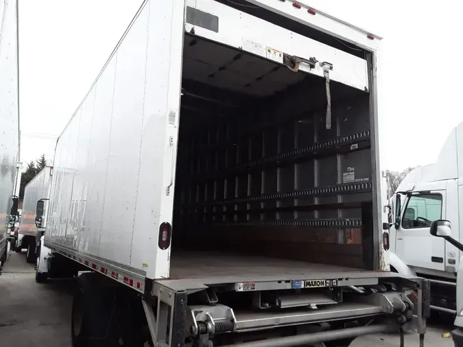 2018 FREIGHTLINER/MERCEDES M2 106