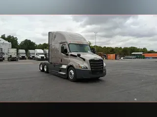 2025 Freightliner Cascadia 126