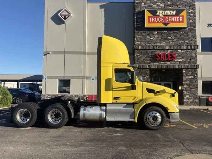 2021 Peterbilt 579da95faf112a6e04faa66b4a382120389