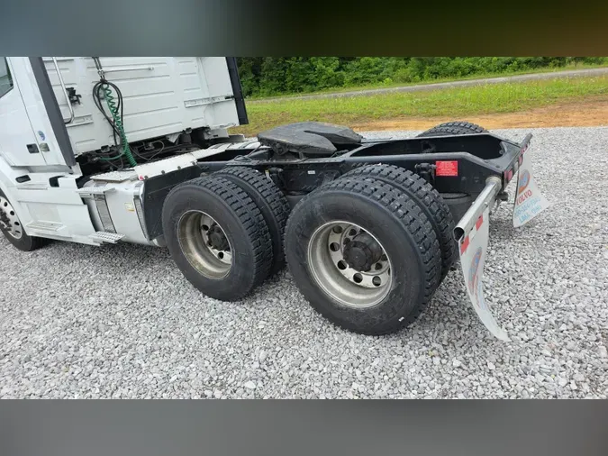 2018 Volvo VNL300