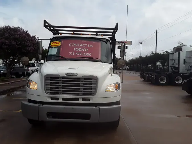 2013 FREIGHTLINER/MERCEDES M2 106