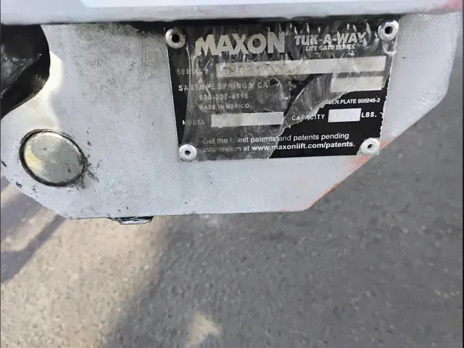 2019 Freightliner Business Class M2 106